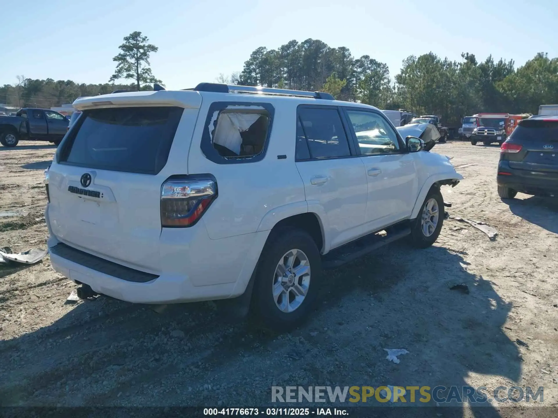 4 Фотография поврежденного автомобиля JTEZU5JR7L5225962 TOYOTA 4RUNNER 2020