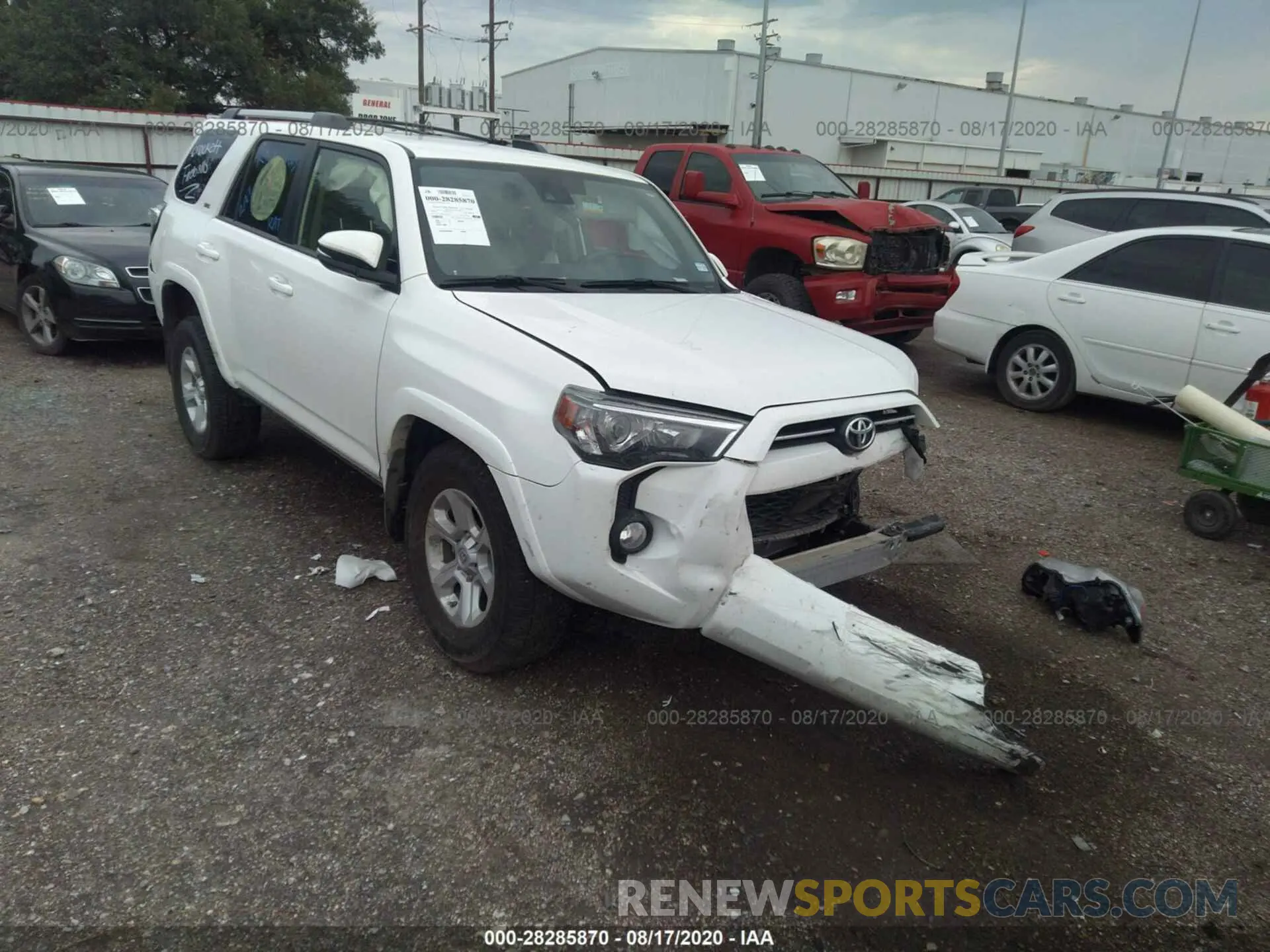 1 Photograph of a damaged car JTEZU5JR8L5213979 TOYOTA 4RUNNER 2020