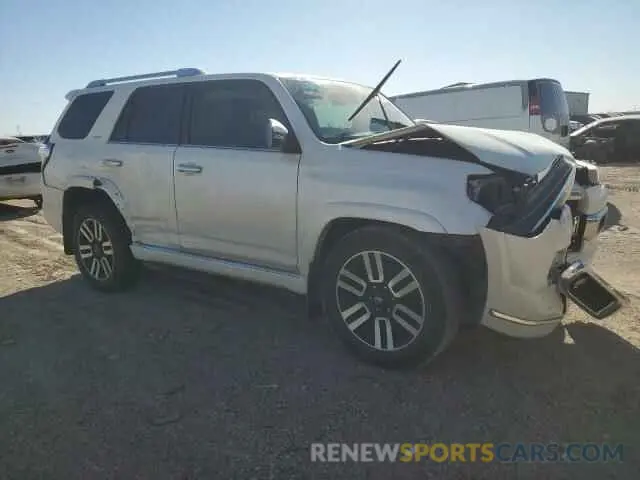 4 Photograph of a damaged car JTEZU5JRXL5216530 TOYOTA 4RUNNER 2020