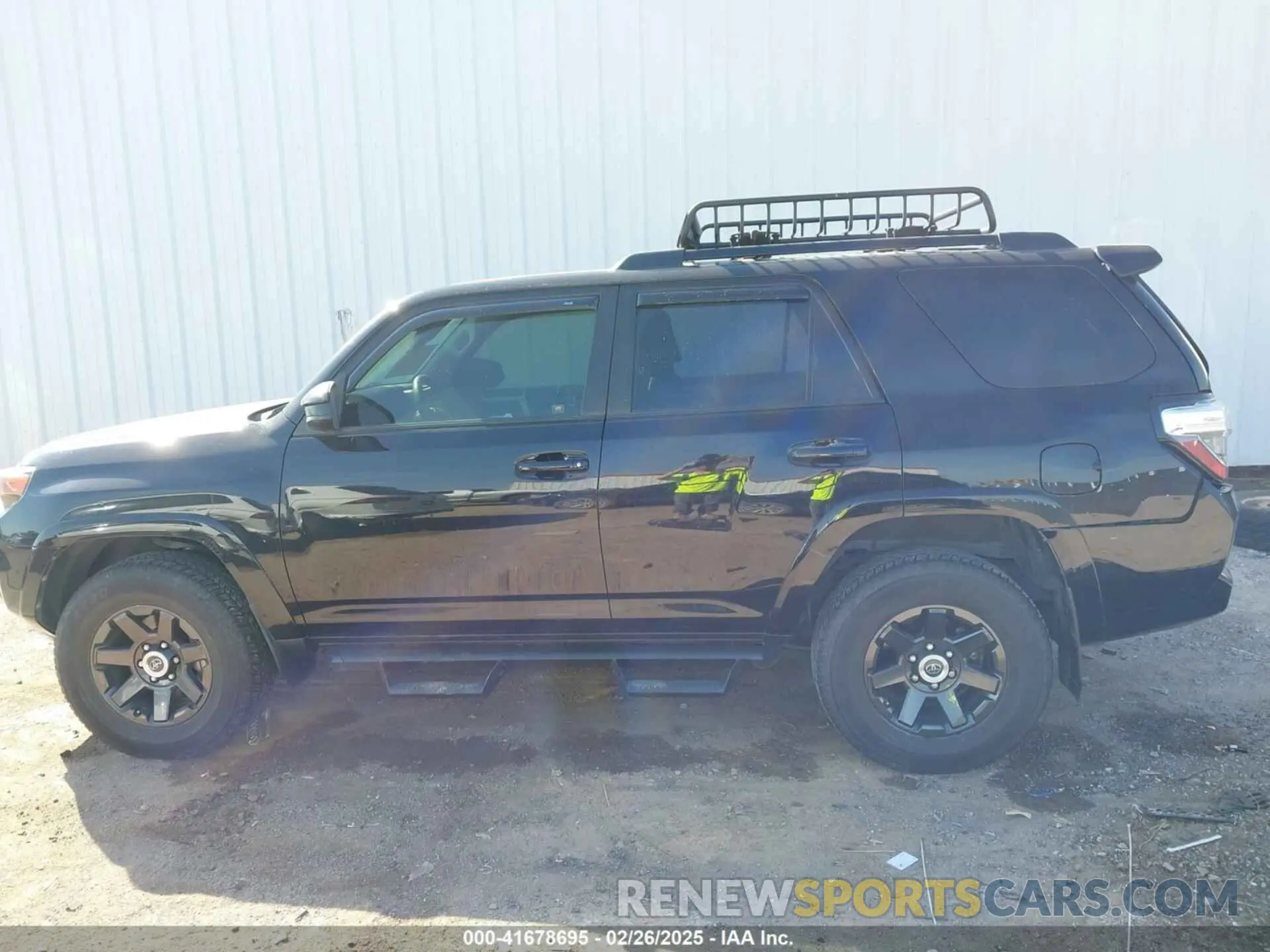 14 Photograph of a damaged car JTEBU5JR3M5867212 TOYOTA 4RUNNER 2021