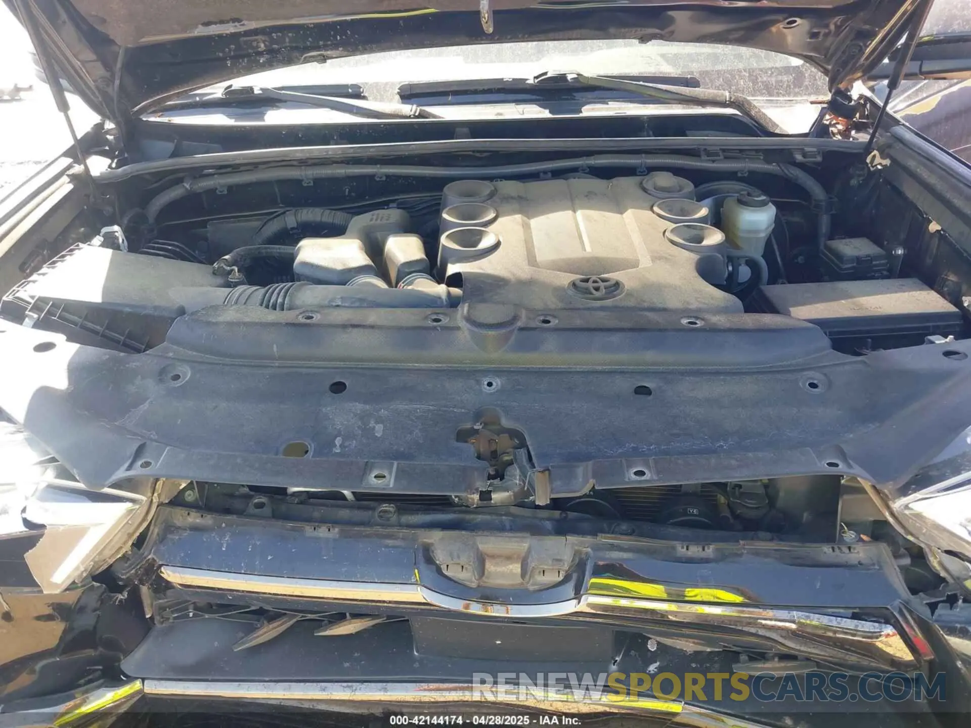 10 Фотография поврежденного автомобиля JTECU5JR5M5246848 TOYOTA 4RUNNER 2021