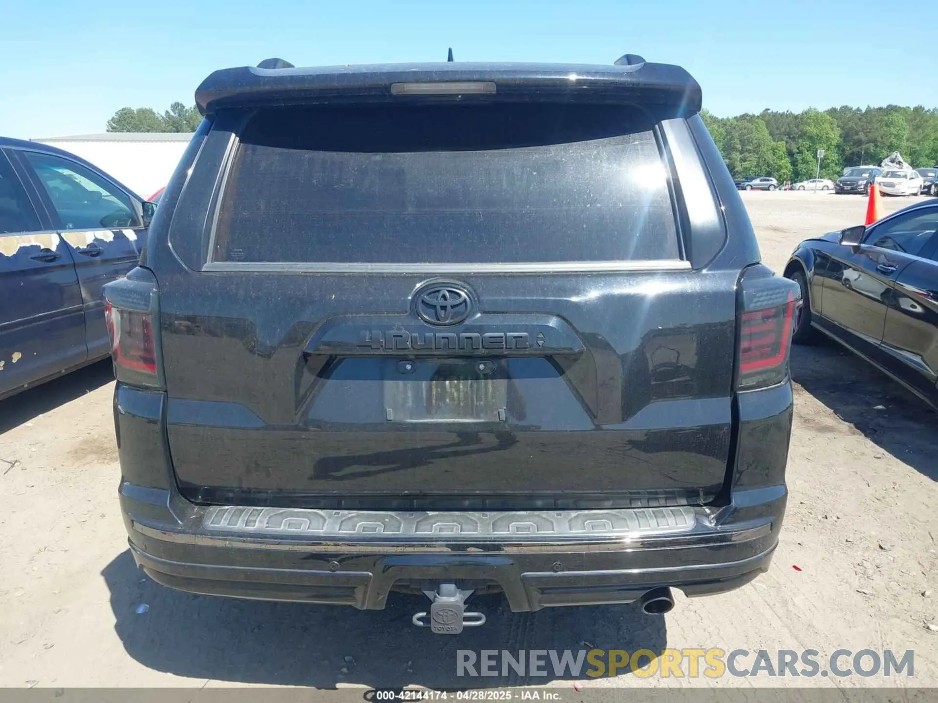 16 Фотография поврежденного автомобиля JTECU5JR5M5246848 TOYOTA 4RUNNER 2021