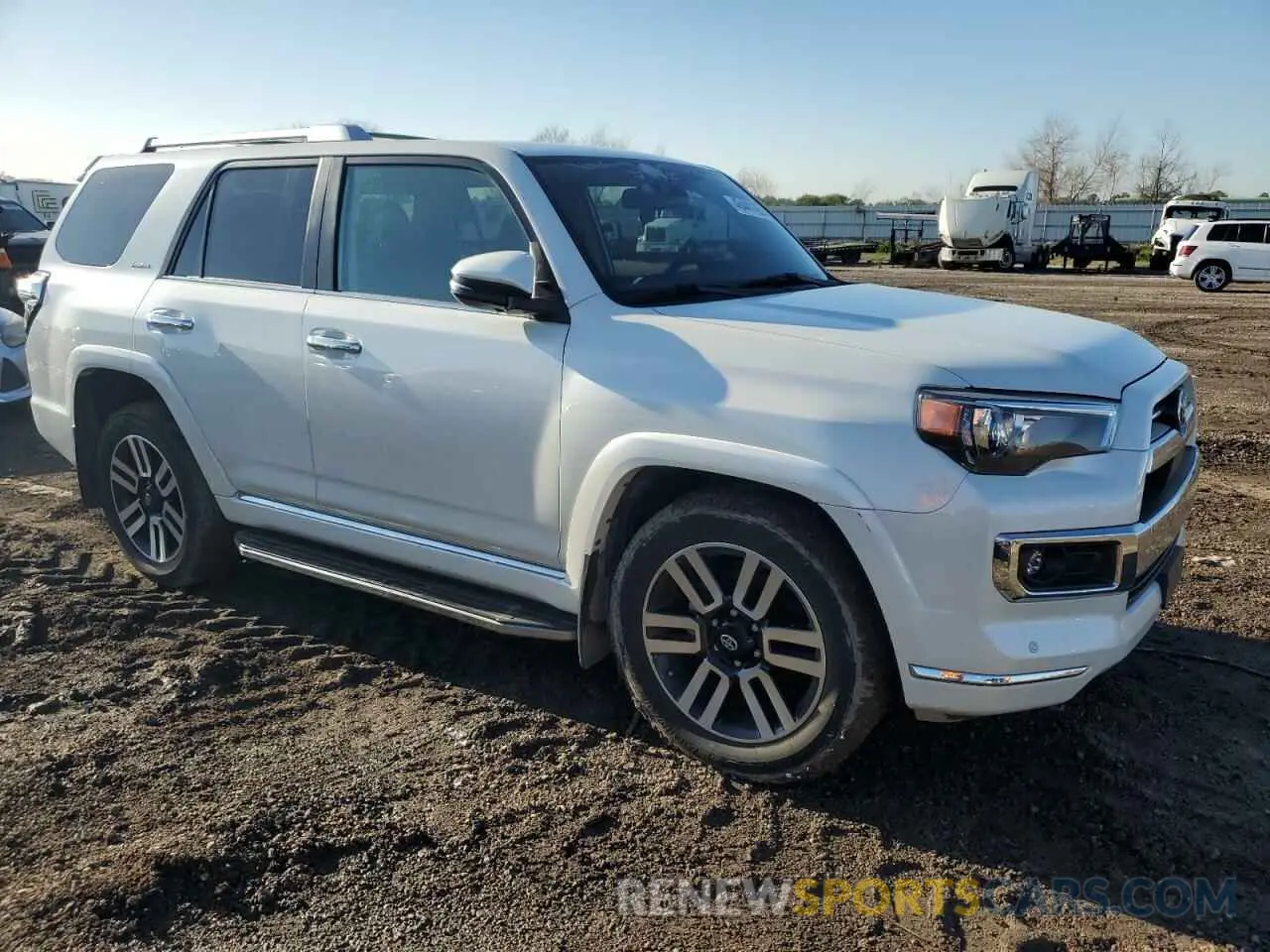 4 Photograph of a damaged car JTEDU5JR9M5240412 TOYOTA 4RUNNER 2021