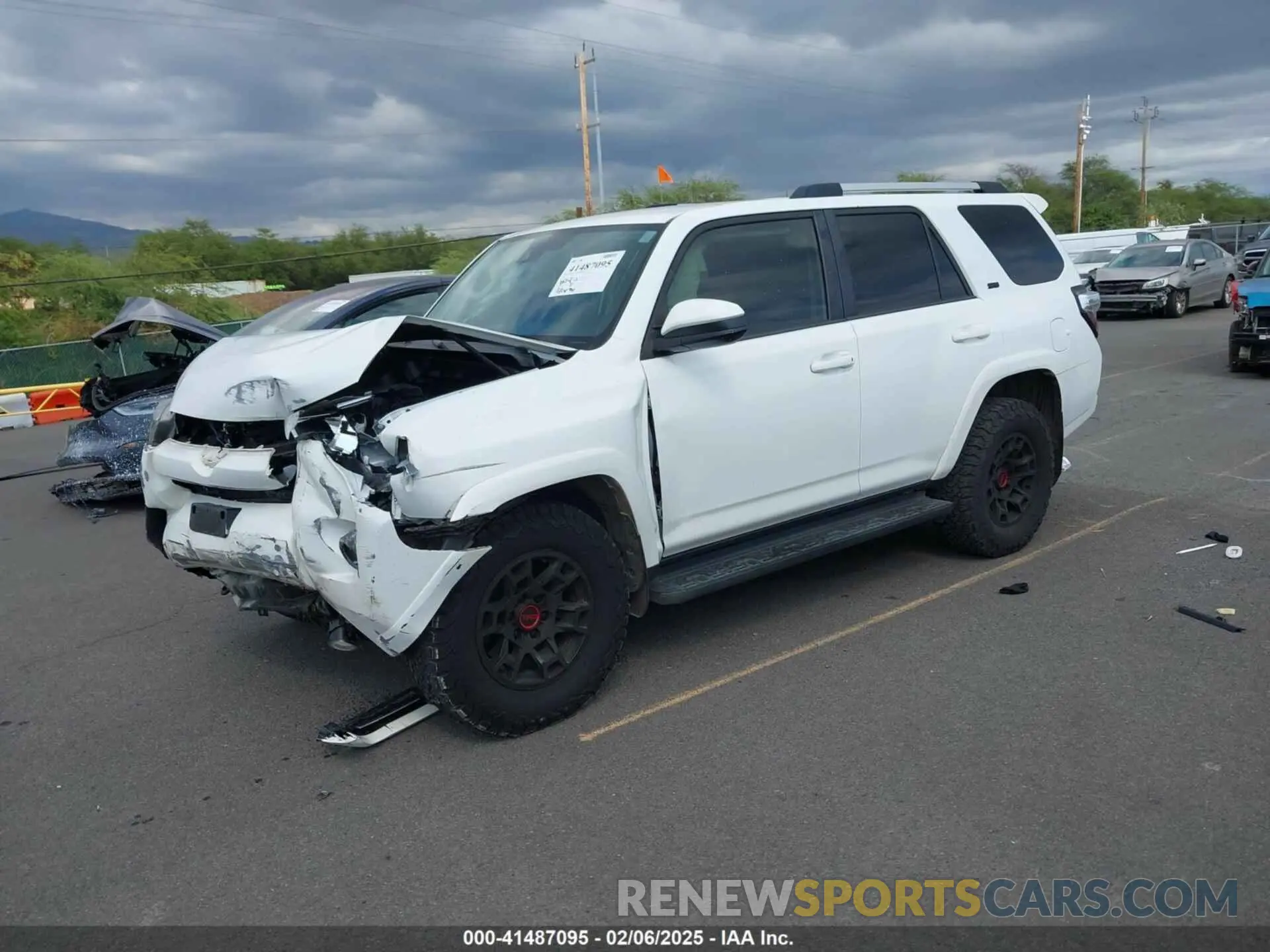 2 Фотография поврежденного автомобиля JTEEU5JR1M5240621 TOYOTA 4RUNNER 2021