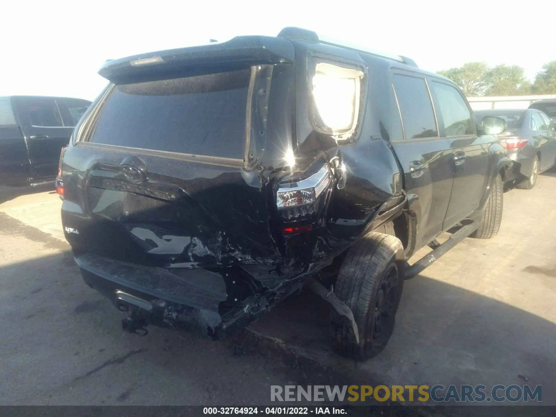 4 Фотография поврежденного автомобиля JTEEU5JR2M5228560 TOYOTA 4RUNNER 2021