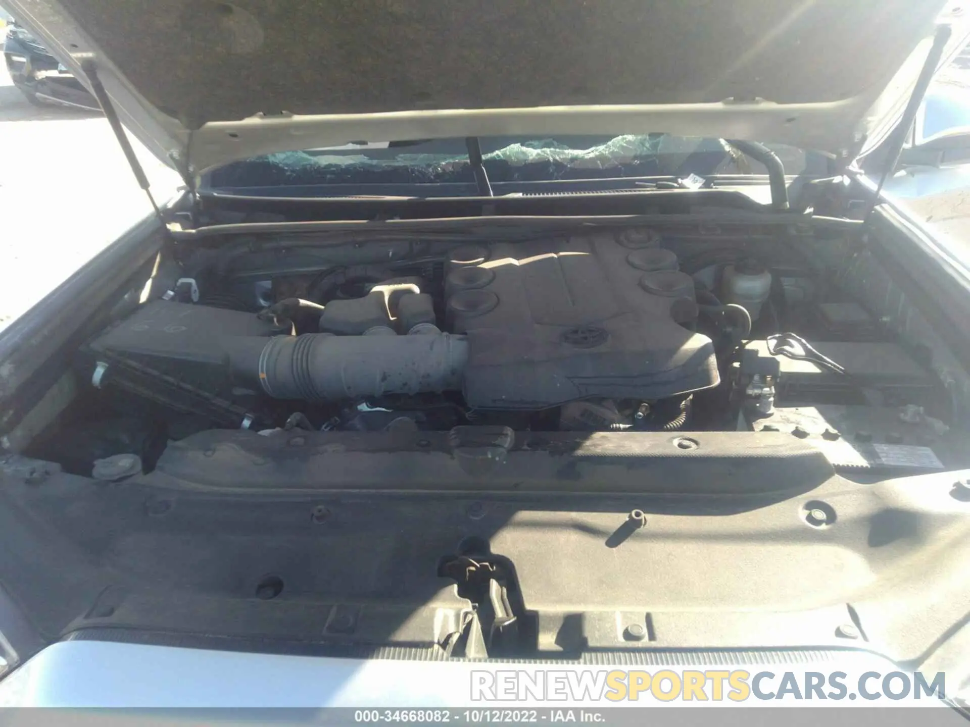 10 Photograph of a damaged car JTEEU5JR2M5237226 TOYOTA 4RUNNER 2021