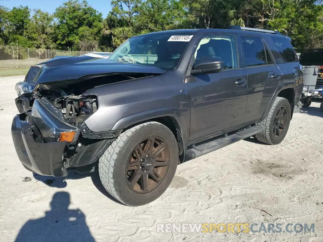 1 Фотография поврежденного автомобиля JTEEU5JR5M5240802 TOYOTA 4RUNNER 2021