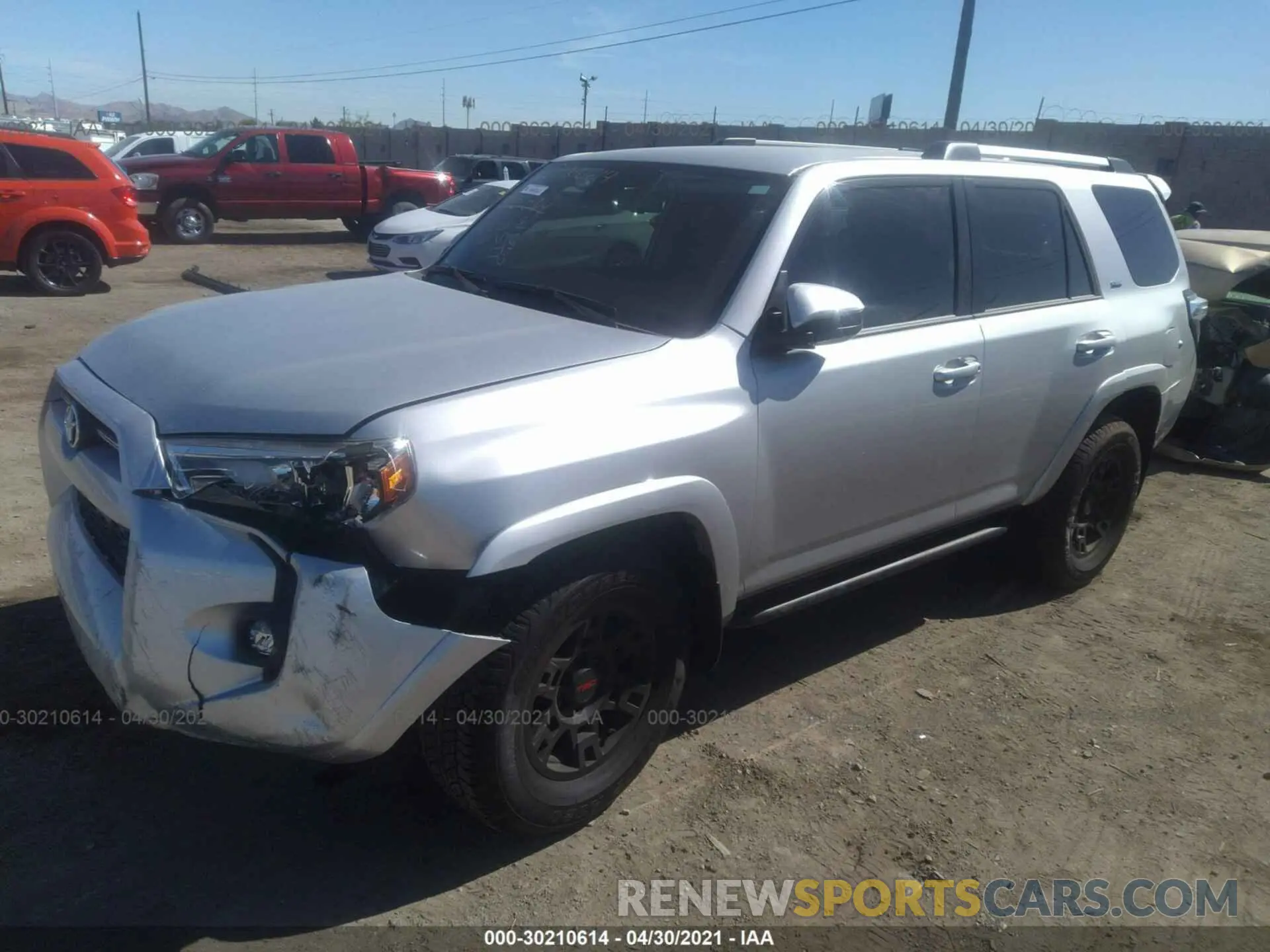 2 Photograph of a damaged car JTEEU5JR6M5232062 TOYOTA 4RUNNER 2021