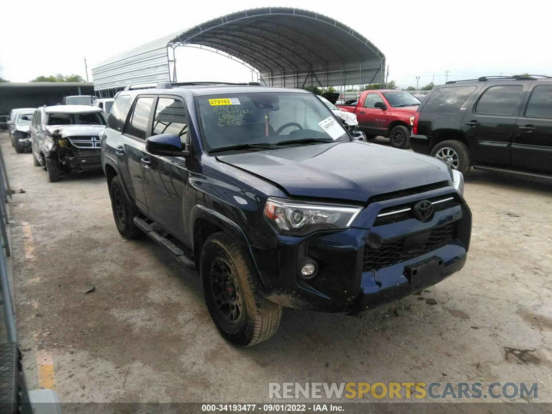 1 Photograph of a damaged car JTEEU5JR8M5250515 TOYOTA 4RUNNER 2021