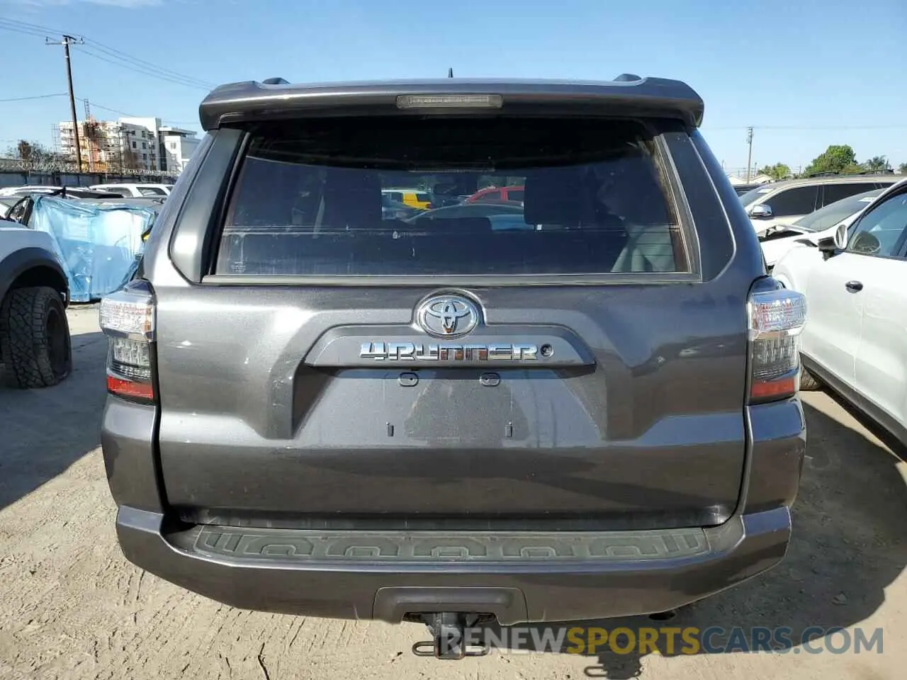 6 Photograph of a damaged car JTEEU5JR9M5229009 TOYOTA 4RUNNER 2021