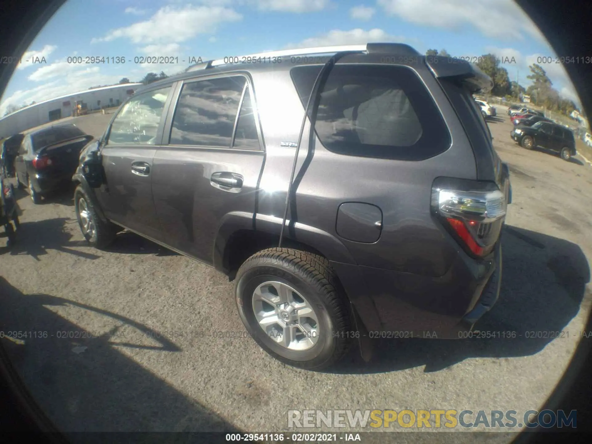 3 Photograph of a damaged car JTEEU5JR9M5237725 TOYOTA 4RUNNER 2021