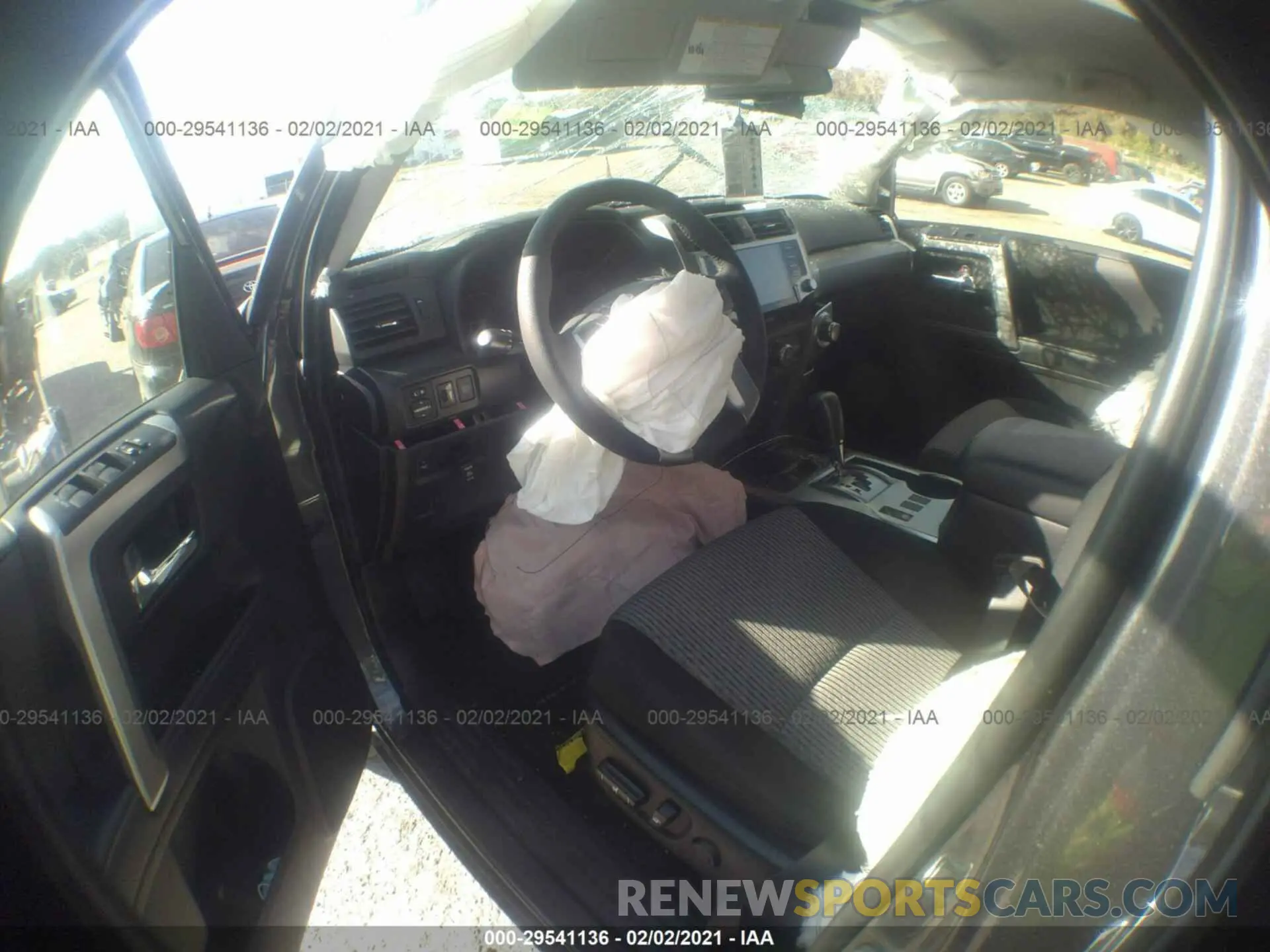 5 Photograph of a damaged car JTEEU5JR9M5237725 TOYOTA 4RUNNER 2021