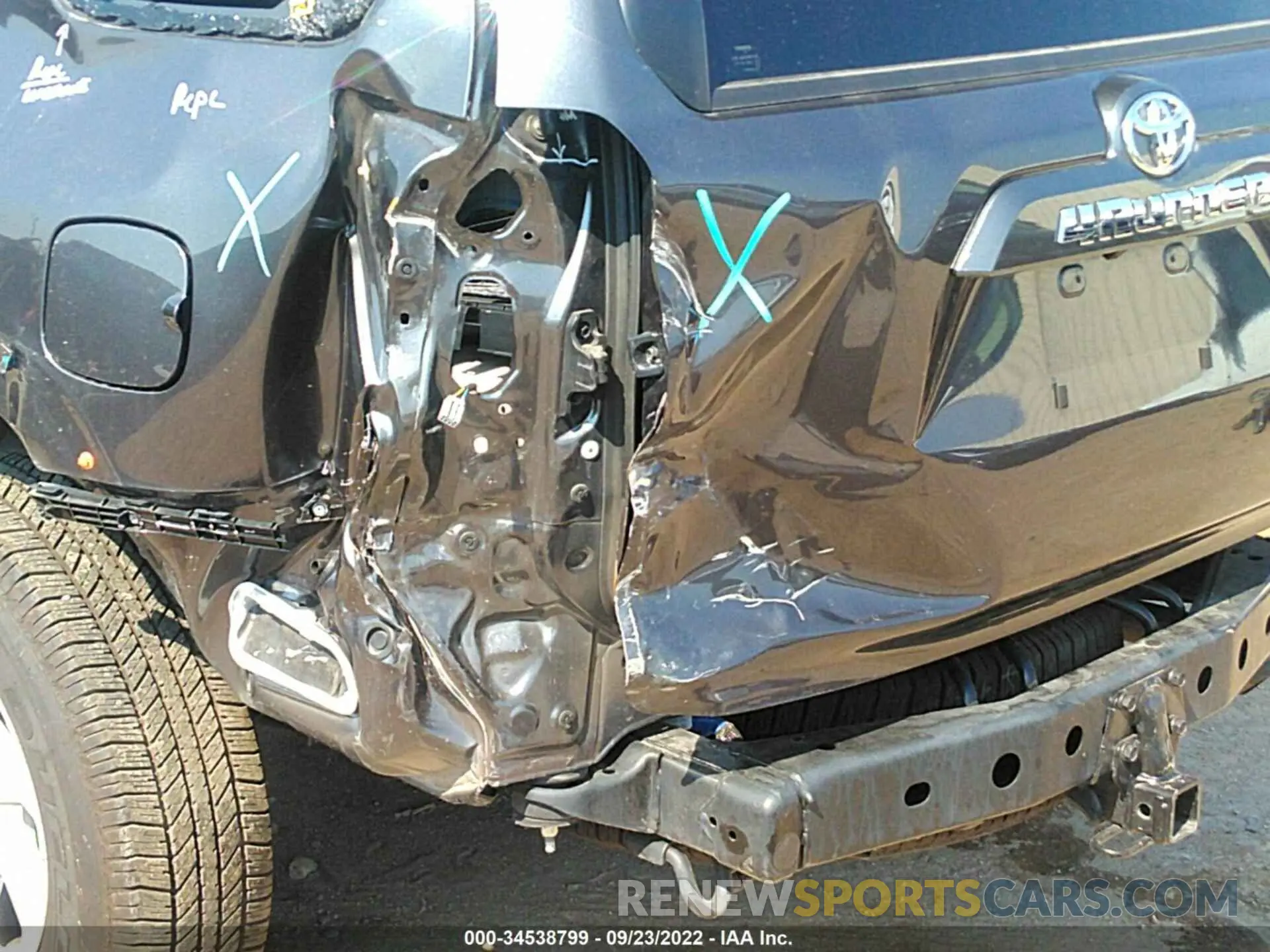 6 Photograph of a damaged car JTEFU5JR1M5235553 TOYOTA 4RUNNER 2021