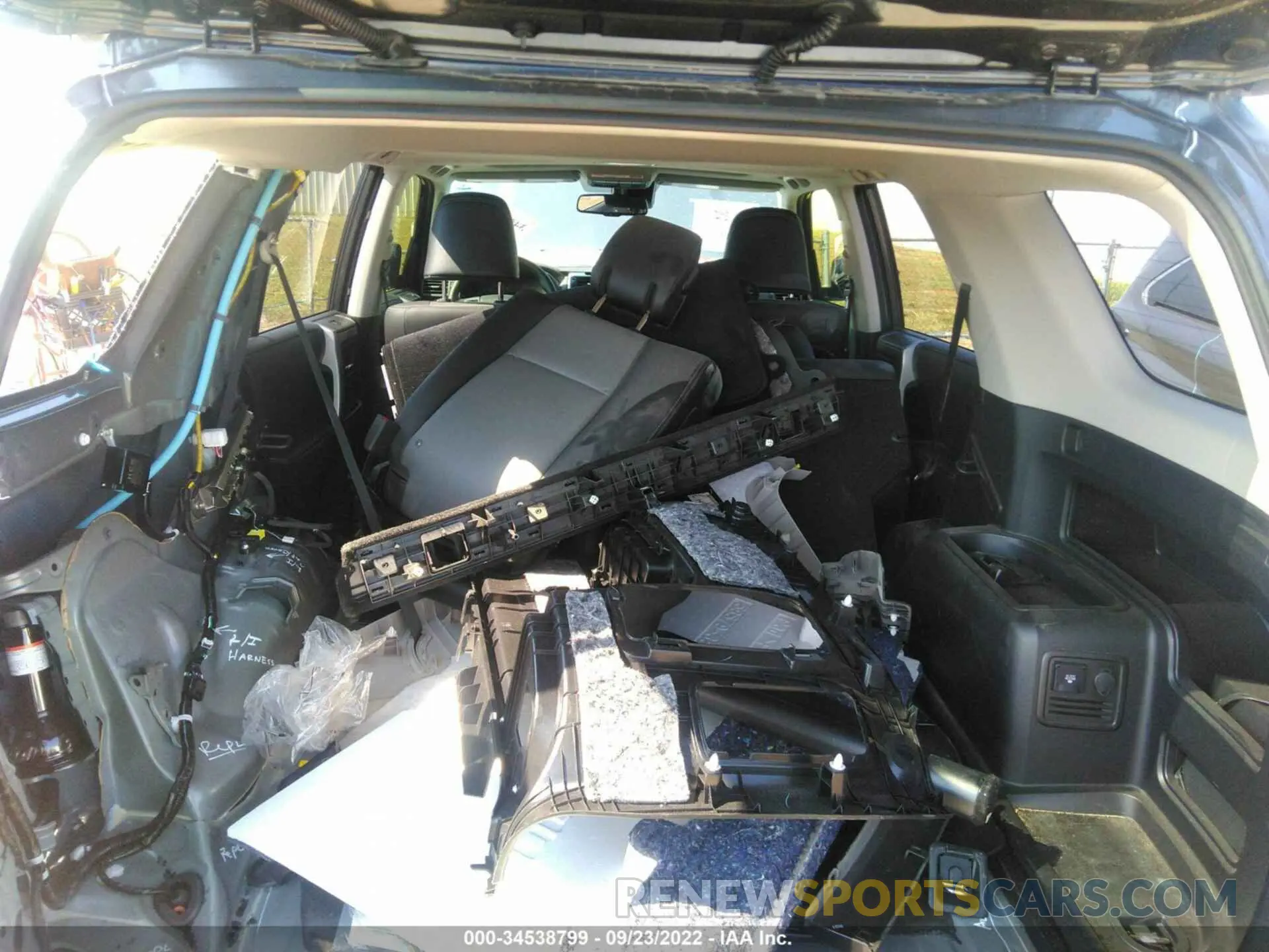 8 Photograph of a damaged car JTEFU5JR1M5235553 TOYOTA 4RUNNER 2021