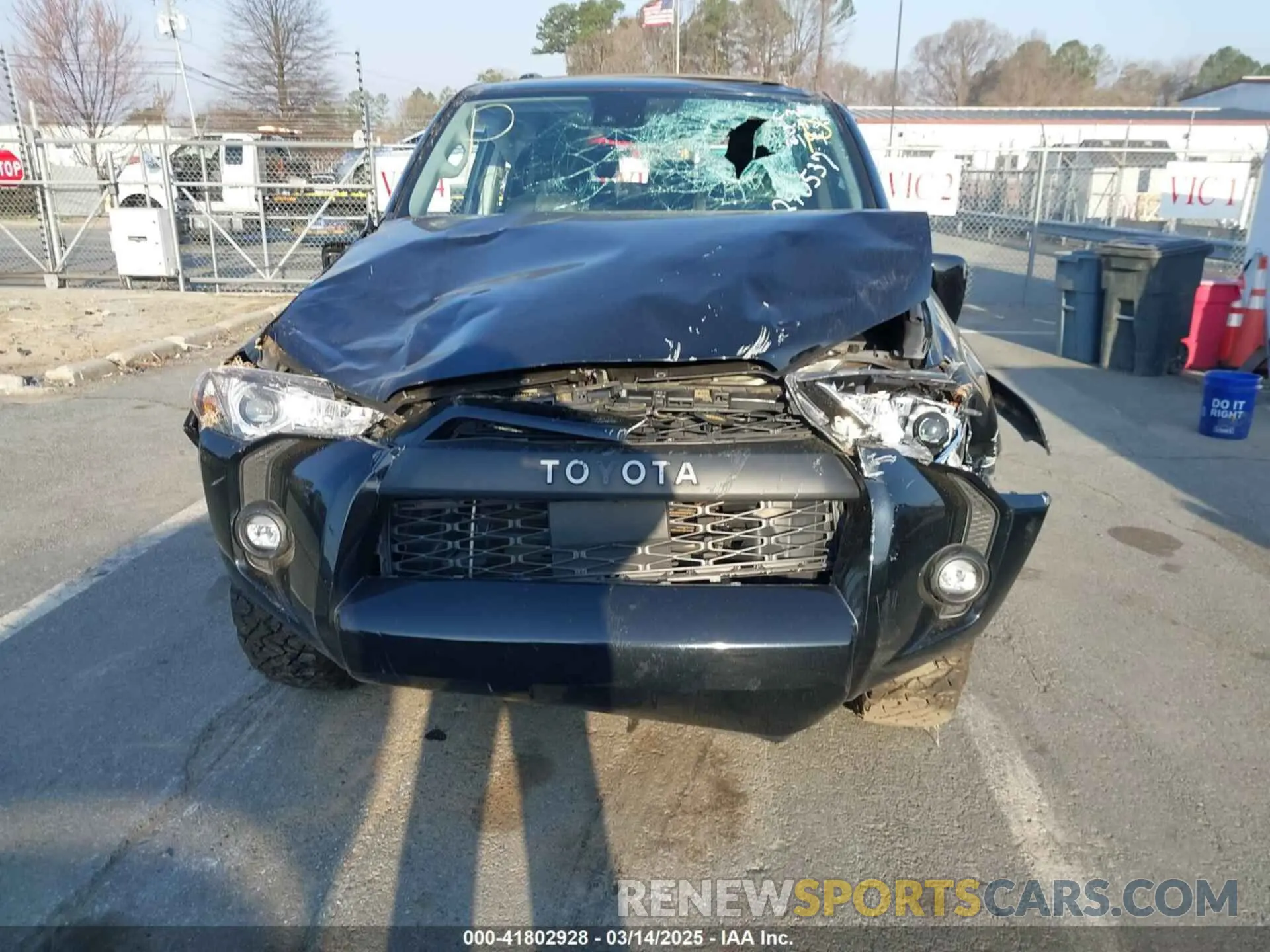 12 Photograph of a damaged car JTEFU5JR6M5240537 TOYOTA 4RUNNER 2021