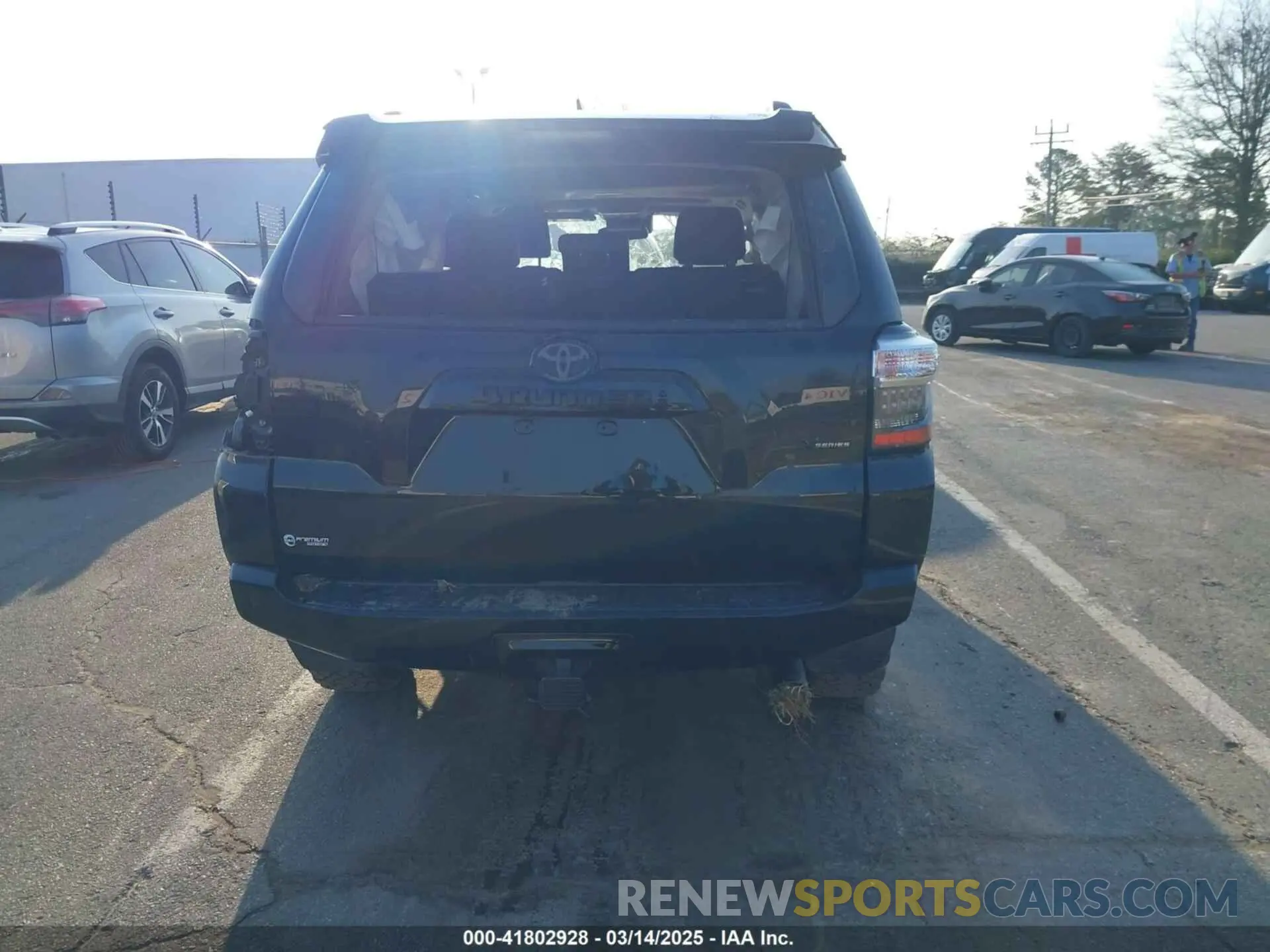 16 Photograph of a damaged car JTEFU5JR6M5240537 TOYOTA 4RUNNER 2021