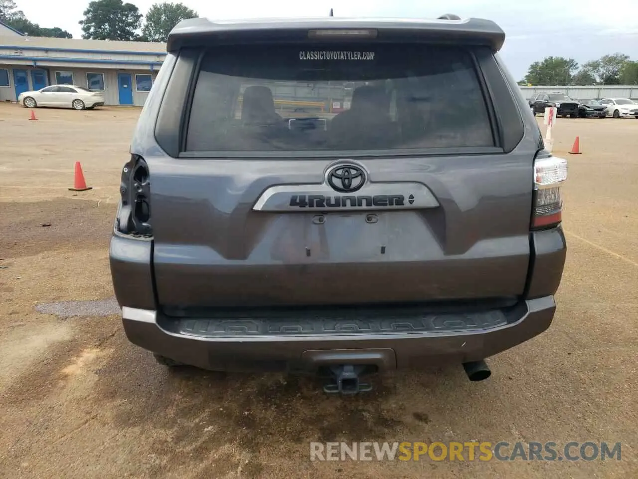 6 Photograph of a damaged car JTEFU5JR7M5237808 TOYOTA 4RUNNER 2021