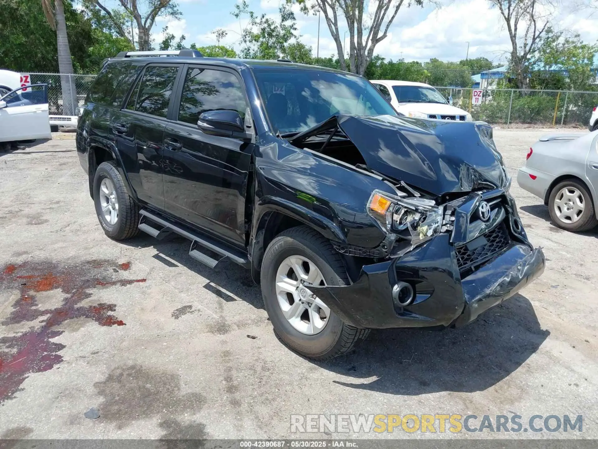 1 Фотография поврежденного автомобиля JTEFU5JR7M5239221 TOYOTA 4RUNNER 2021