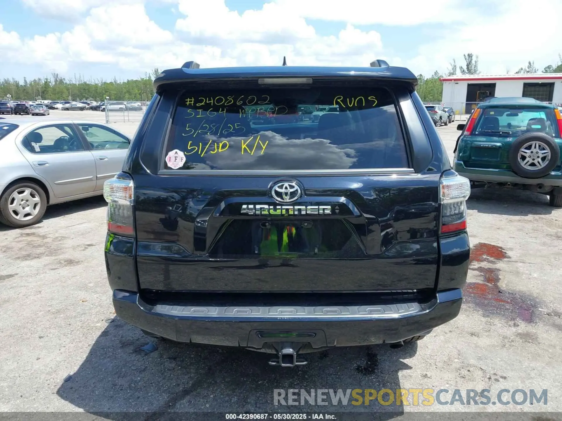 16 Фотография поврежденного автомобиля JTEFU5JR7M5239221 TOYOTA 4RUNNER 2021