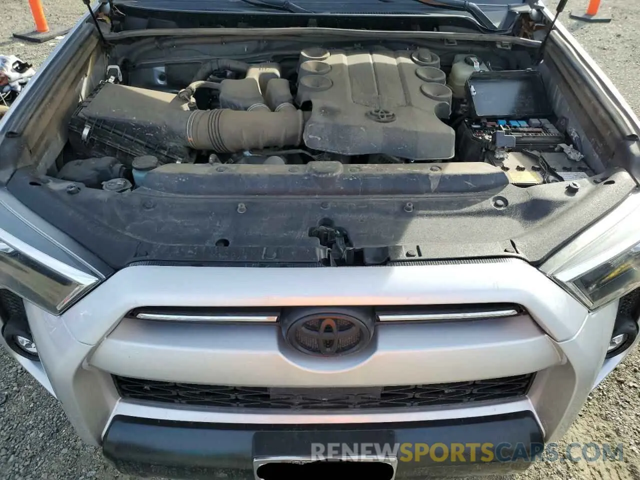 12 Photograph of a damaged car JTEHU5JR1M5948039 TOYOTA 4RUNNER 2021