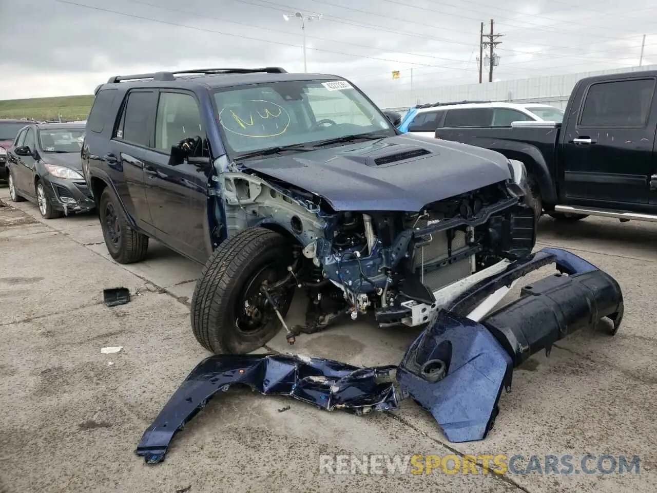 1 Photograph of a damaged car JTEHU5JR3M5851957 TOYOTA 4RUNNER 2021