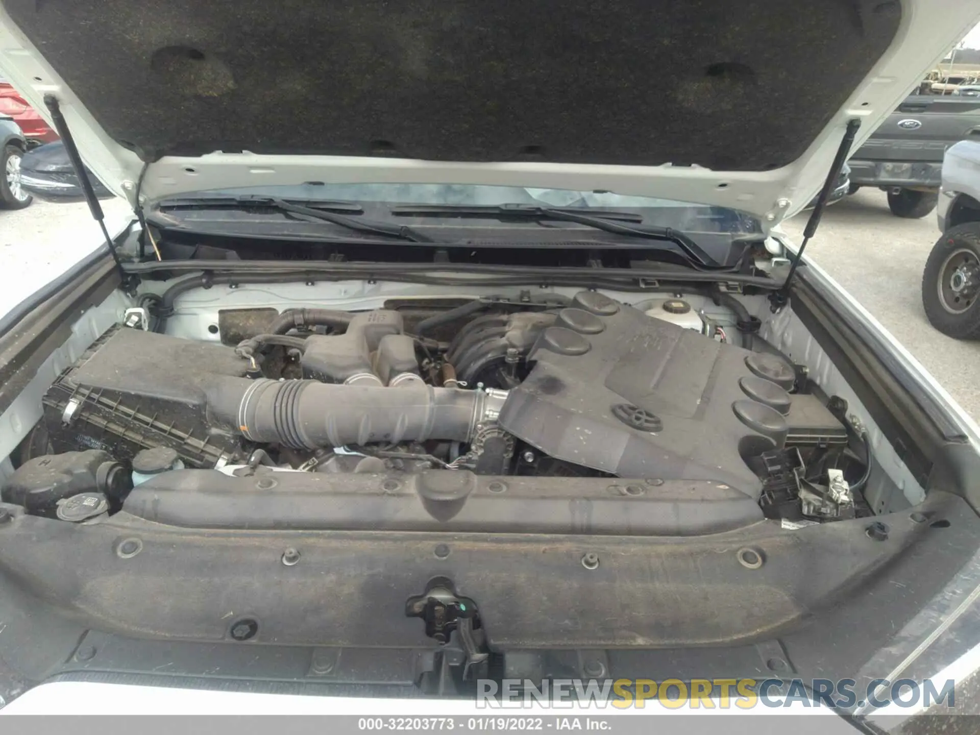 10 Photograph of a damaged car JTEHU5JR9M5954025 TOYOTA 4RUNNER 2021