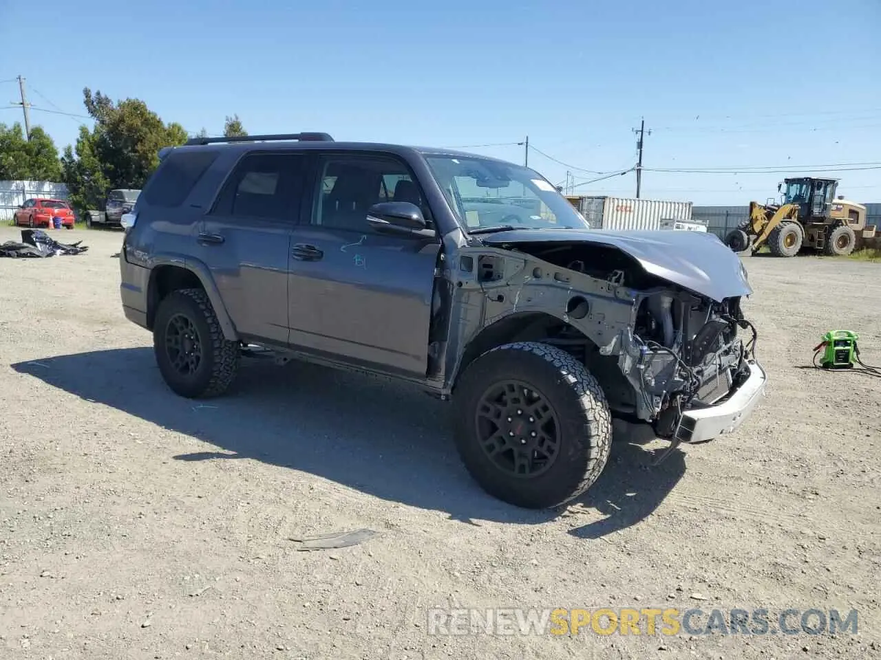 4 Photograph of a damaged car JTEJU5JR5M5963970 TOYOTA 4RUNNER 2021