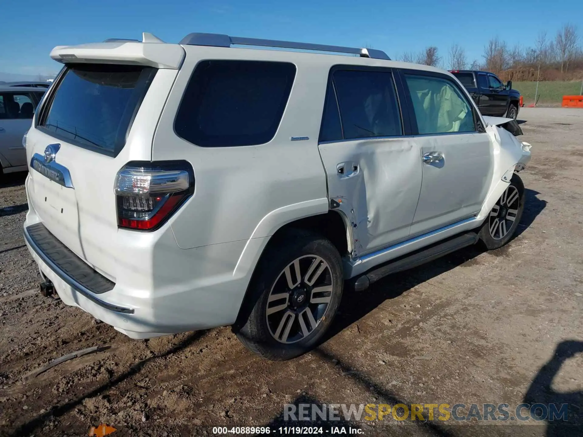4 Фотография поврежденного автомобиля JTEKU5JR5M5869348 TOYOTA 4RUNNER 2021