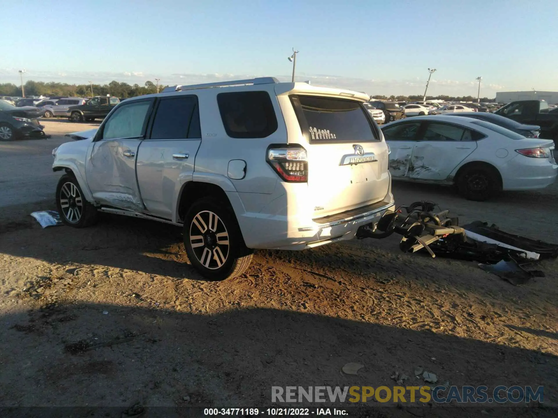 3 Фотография поврежденного автомобиля JTEKU5JR8M5914086 TOYOTA 4RUNNER 2021