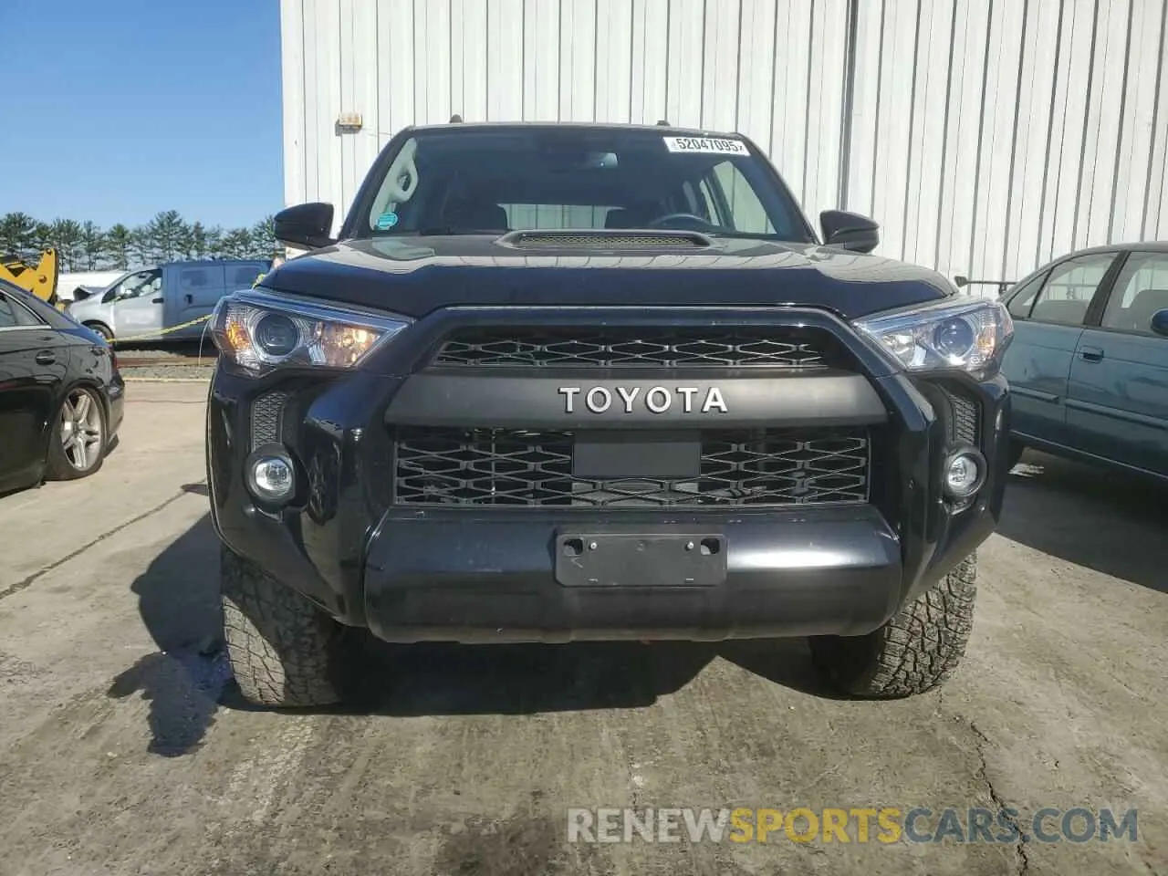 5 Photograph of a damaged car JTELU5JR5M5870858 TOYOTA 4RUNNER 2021