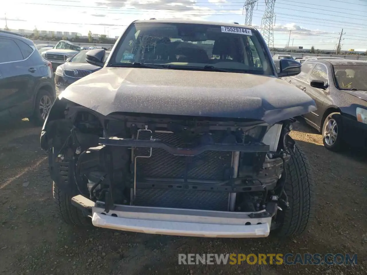 5 Photograph of a damaged car JTEMU5JR0M5868908 TOYOTA 4RUNNER 2021