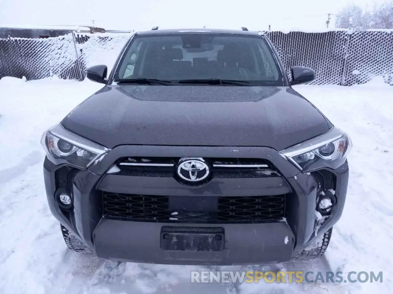 5 Photograph of a damaged car JTEMU5JR1M5901267 TOYOTA 4RUNNER 2021