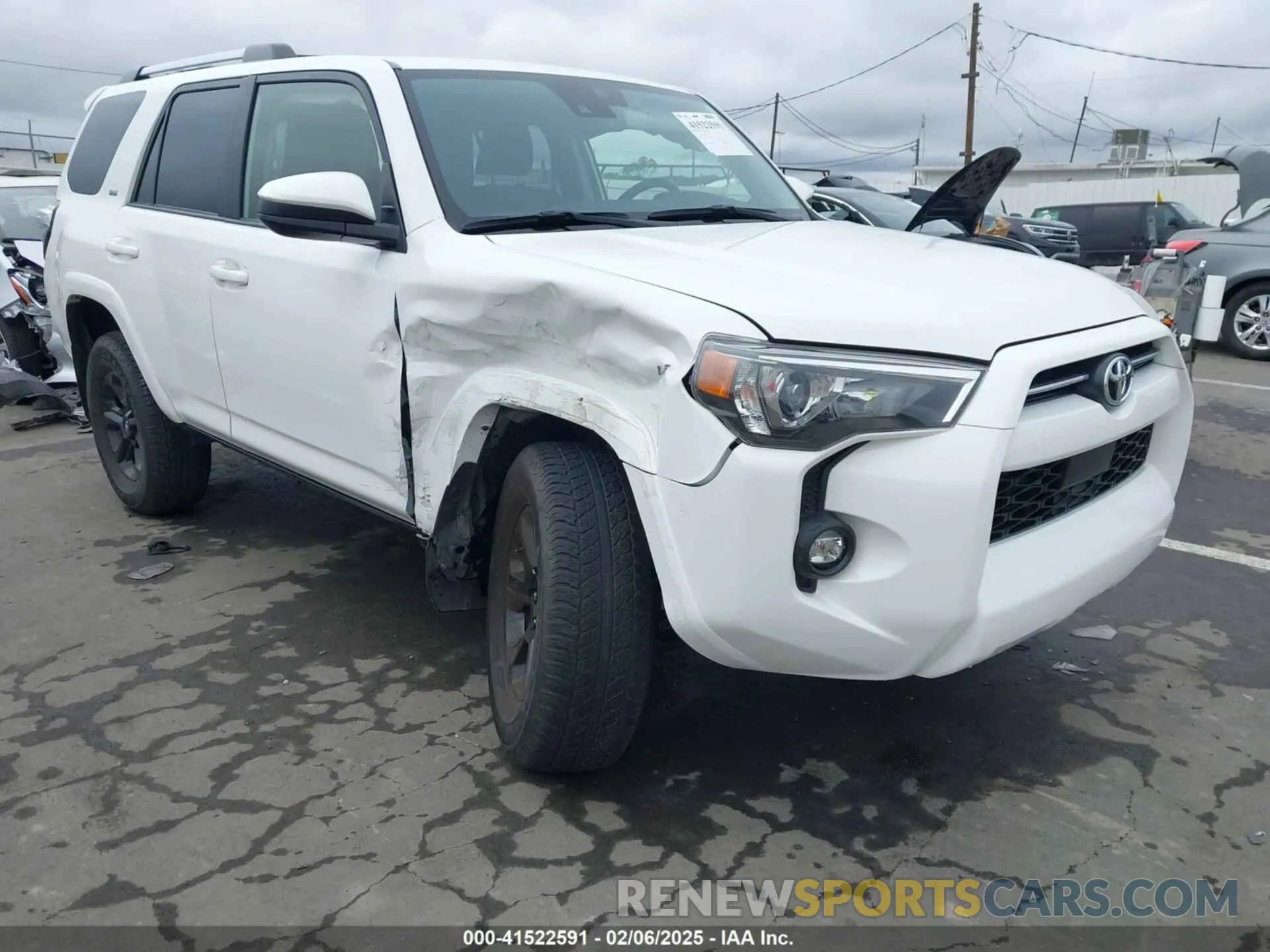 1 Photograph of a damaged car JTEMU5JR1M5924256 TOYOTA 4RUNNER 2021