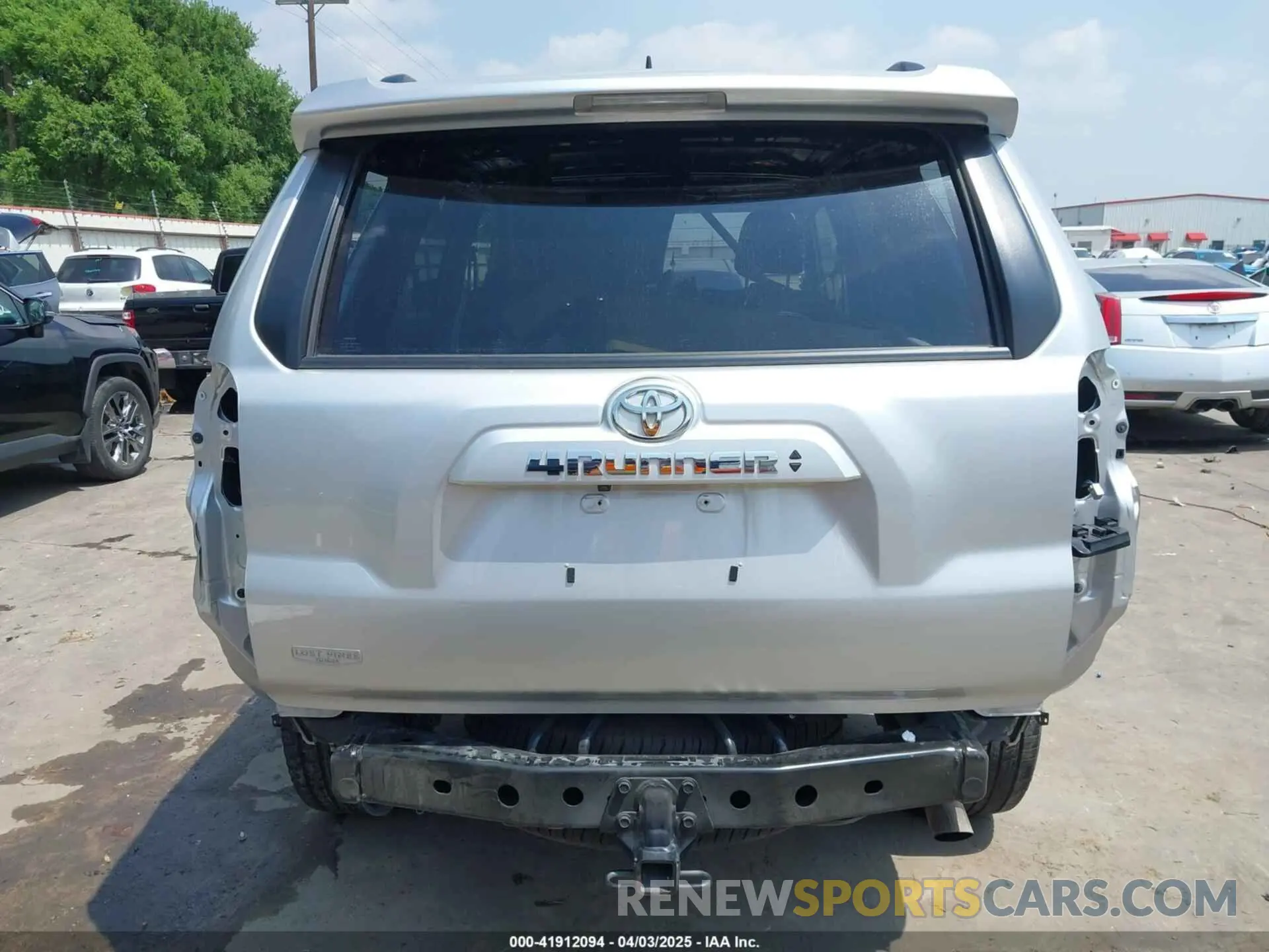 17 Фотография поврежденного автомобиля JTEMU5JR1M5929960 TOYOTA 4RUNNER 2021