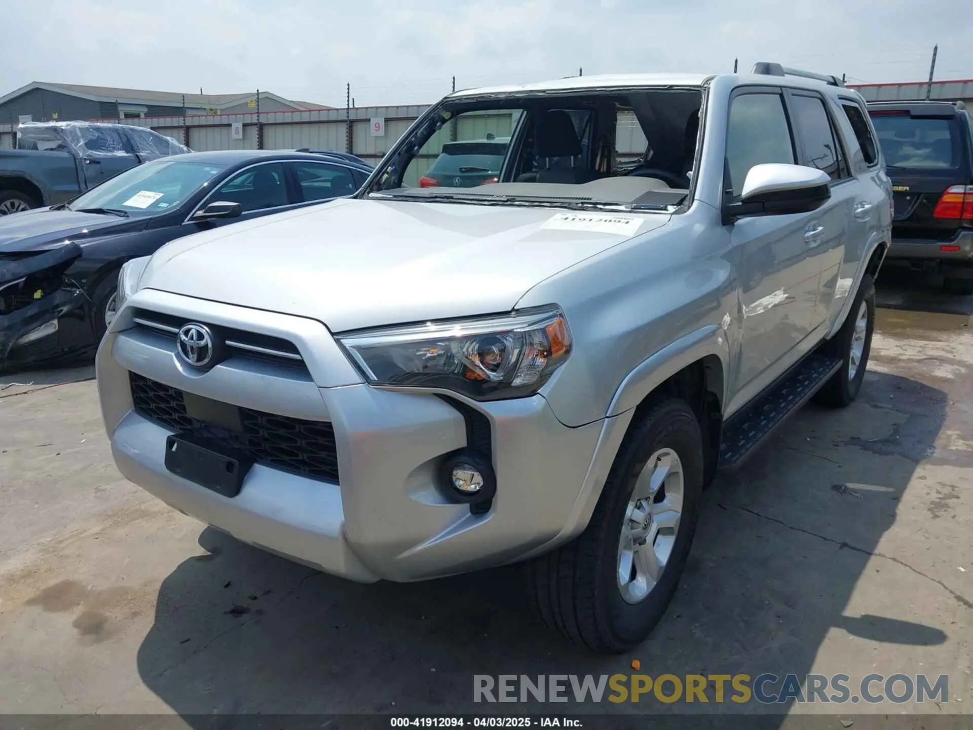 2 Фотография поврежденного автомобиля JTEMU5JR1M5929960 TOYOTA 4RUNNER 2021