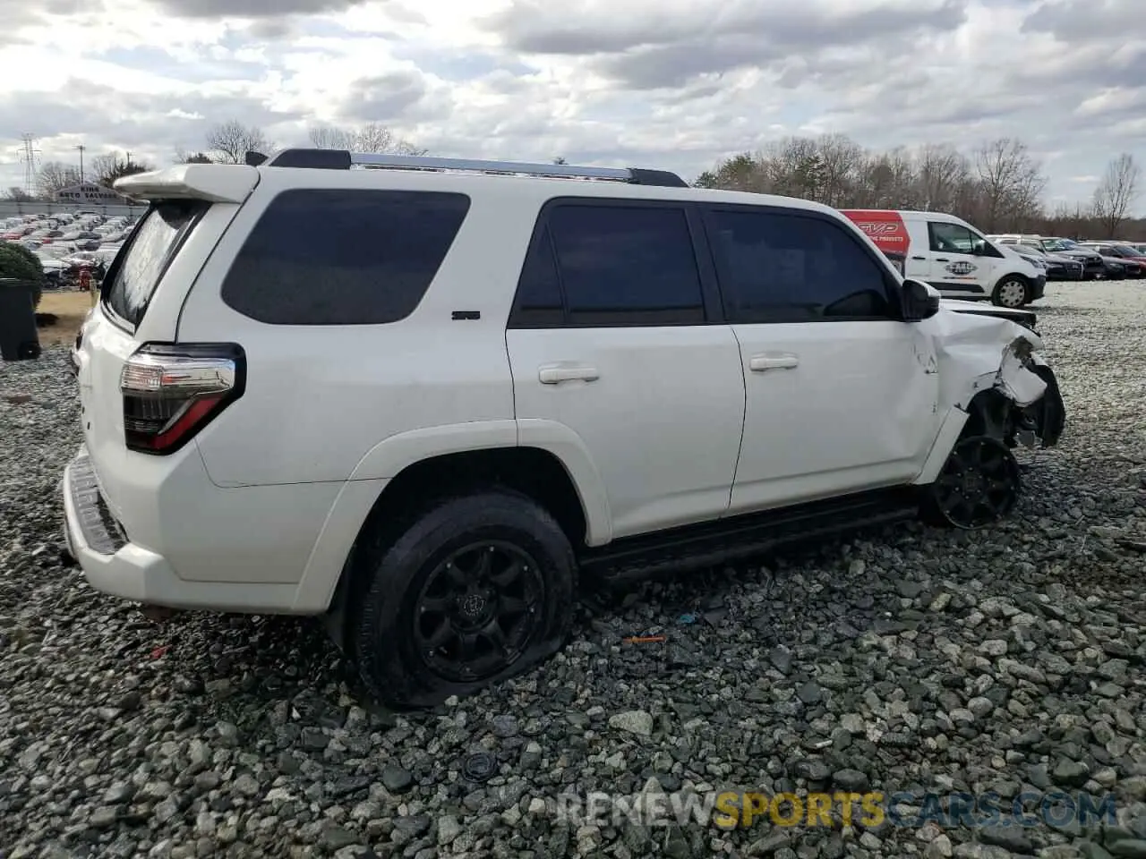 3 Фотография поврежденного автомобиля JTEMU5JR2M5899108 TOYOTA 4RUNNER 2021