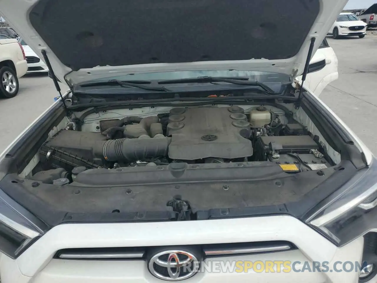 12 Фотография поврежденного автомобиля JTEMU5JR3M5869017 TOYOTA 4RUNNER 2021
