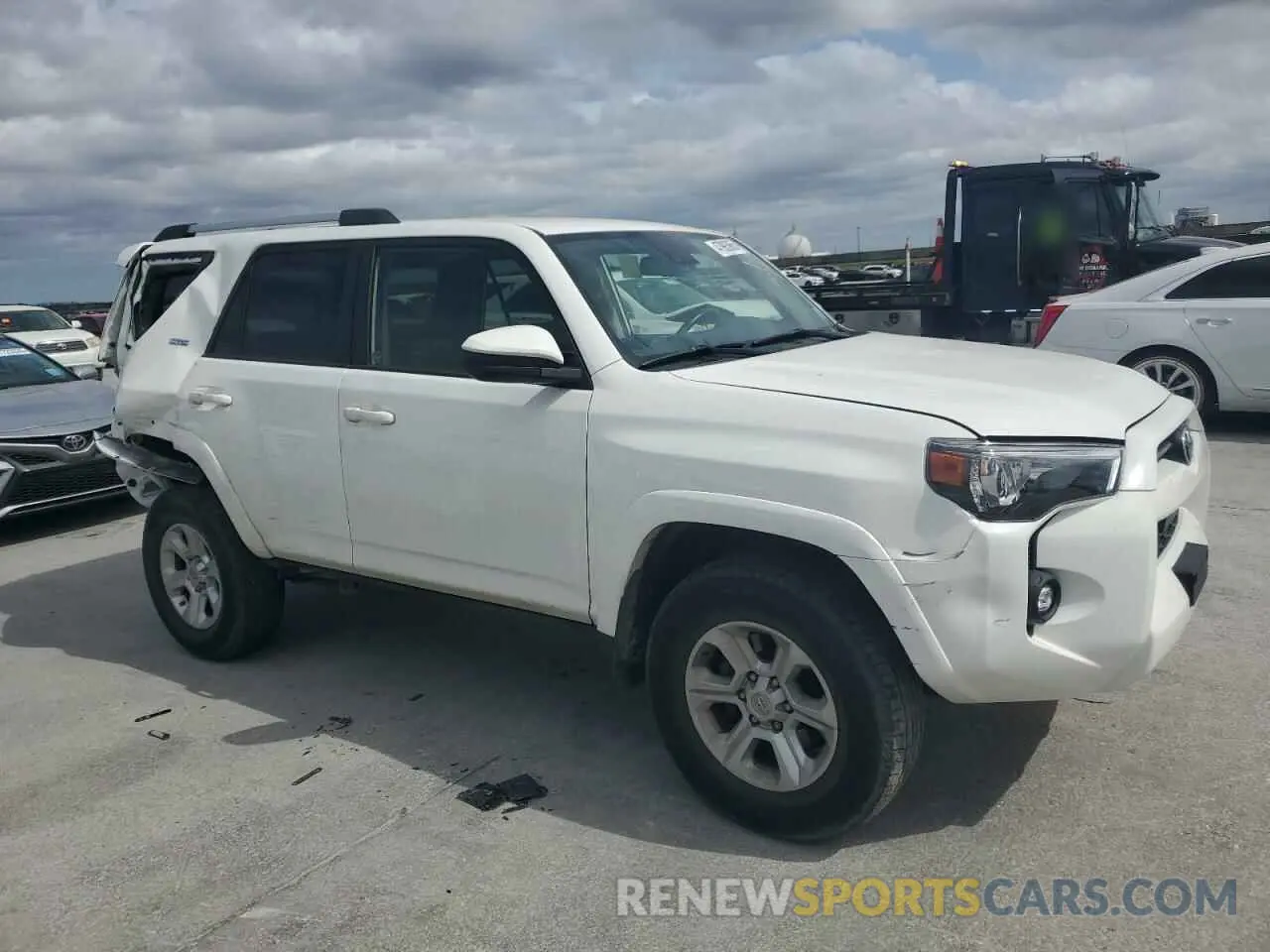 4 Фотография поврежденного автомобиля JTEMU5JR3M5869017 TOYOTA 4RUNNER 2021