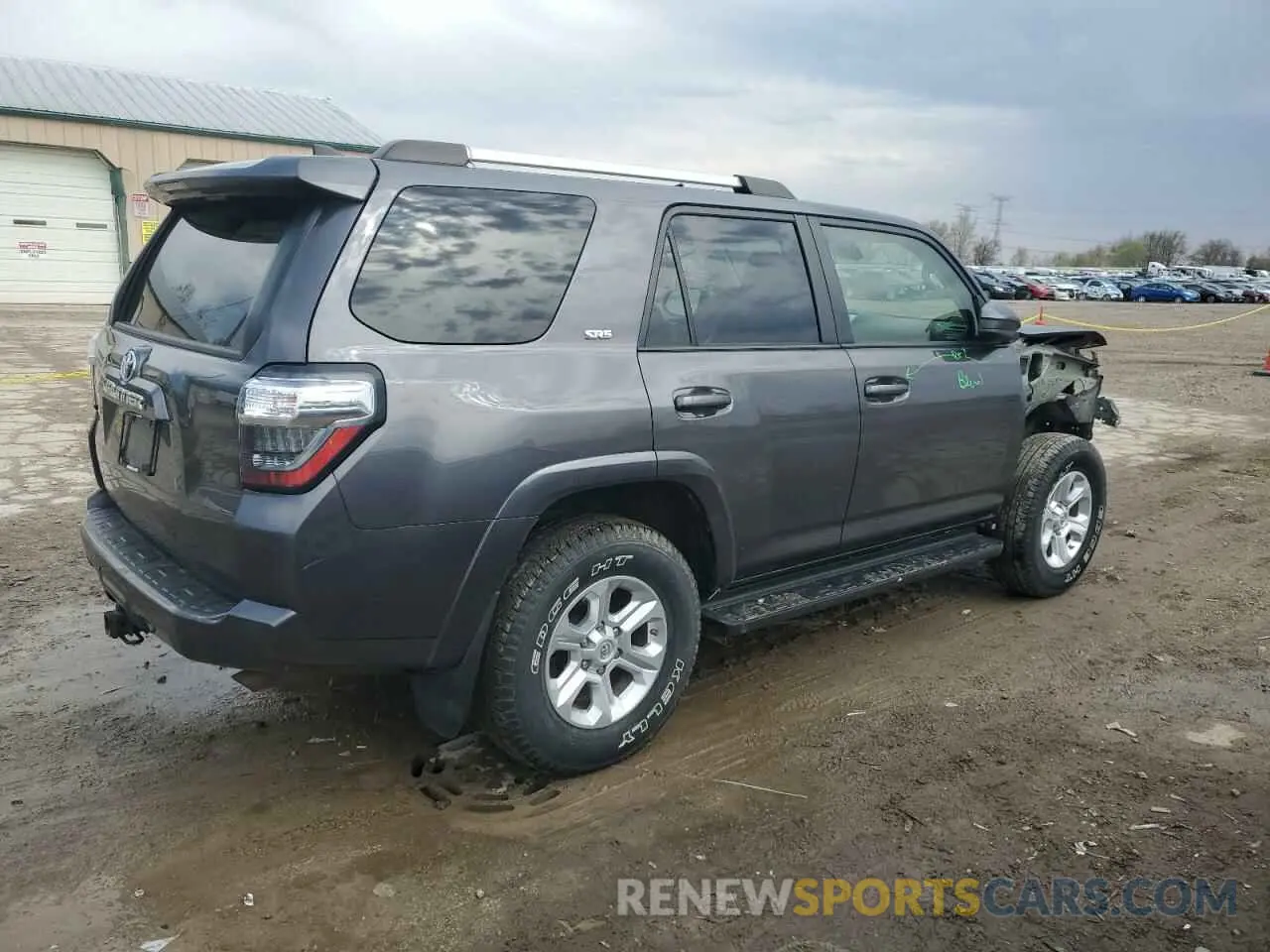 3 Photograph of a damaged car JTEMU5JR3M5903408 TOYOTA 4RUNNER 2021