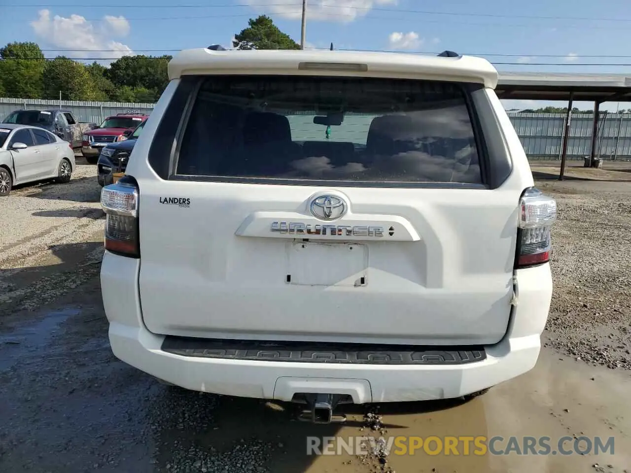 6 Photograph of a damaged car JTEMU5JR3M5920595 TOYOTA 4RUNNER 2021