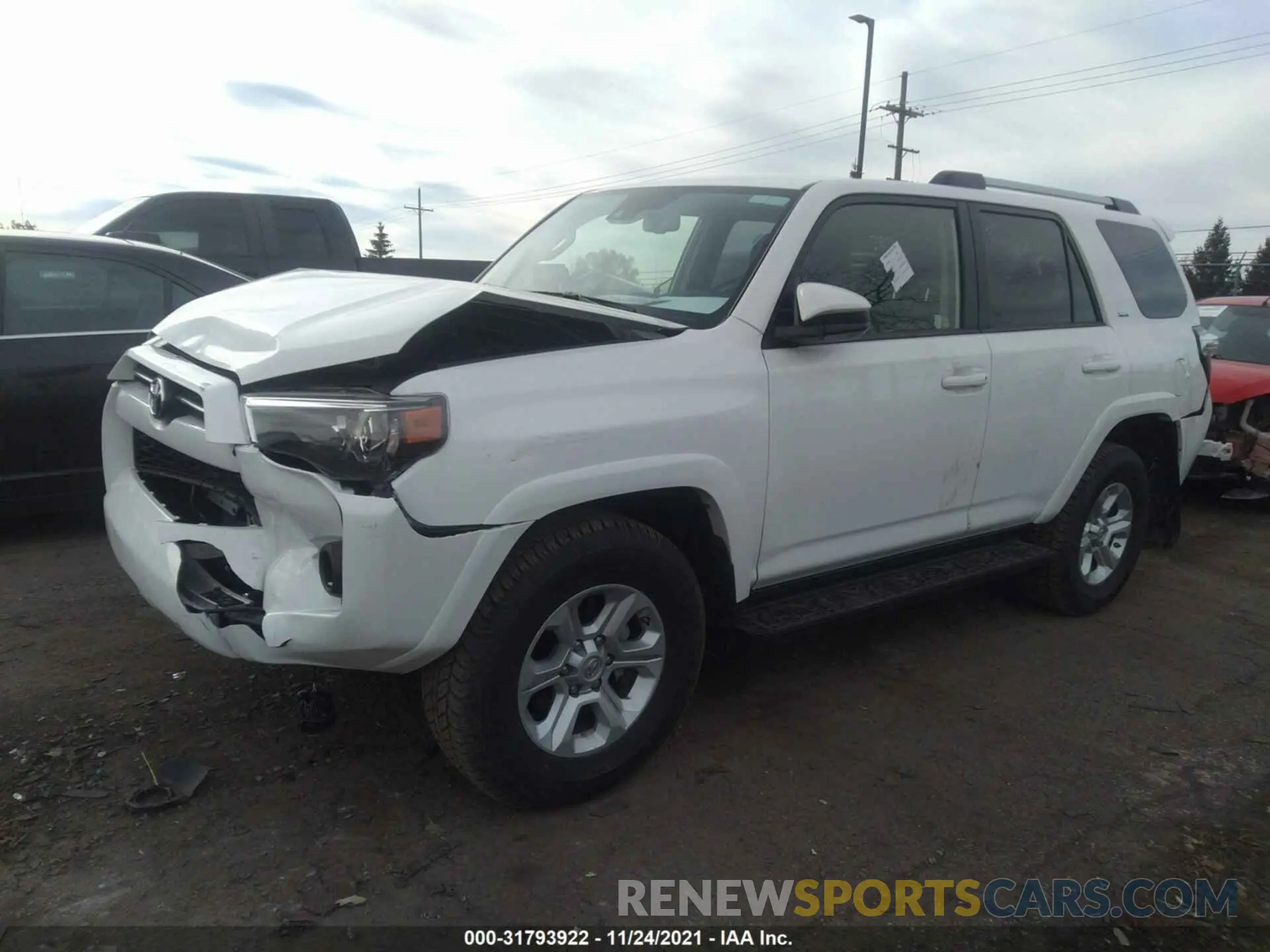 2 Photograph of a damaged car JTEMU5JR5M5942372 TOYOTA 4RUNNER 2021