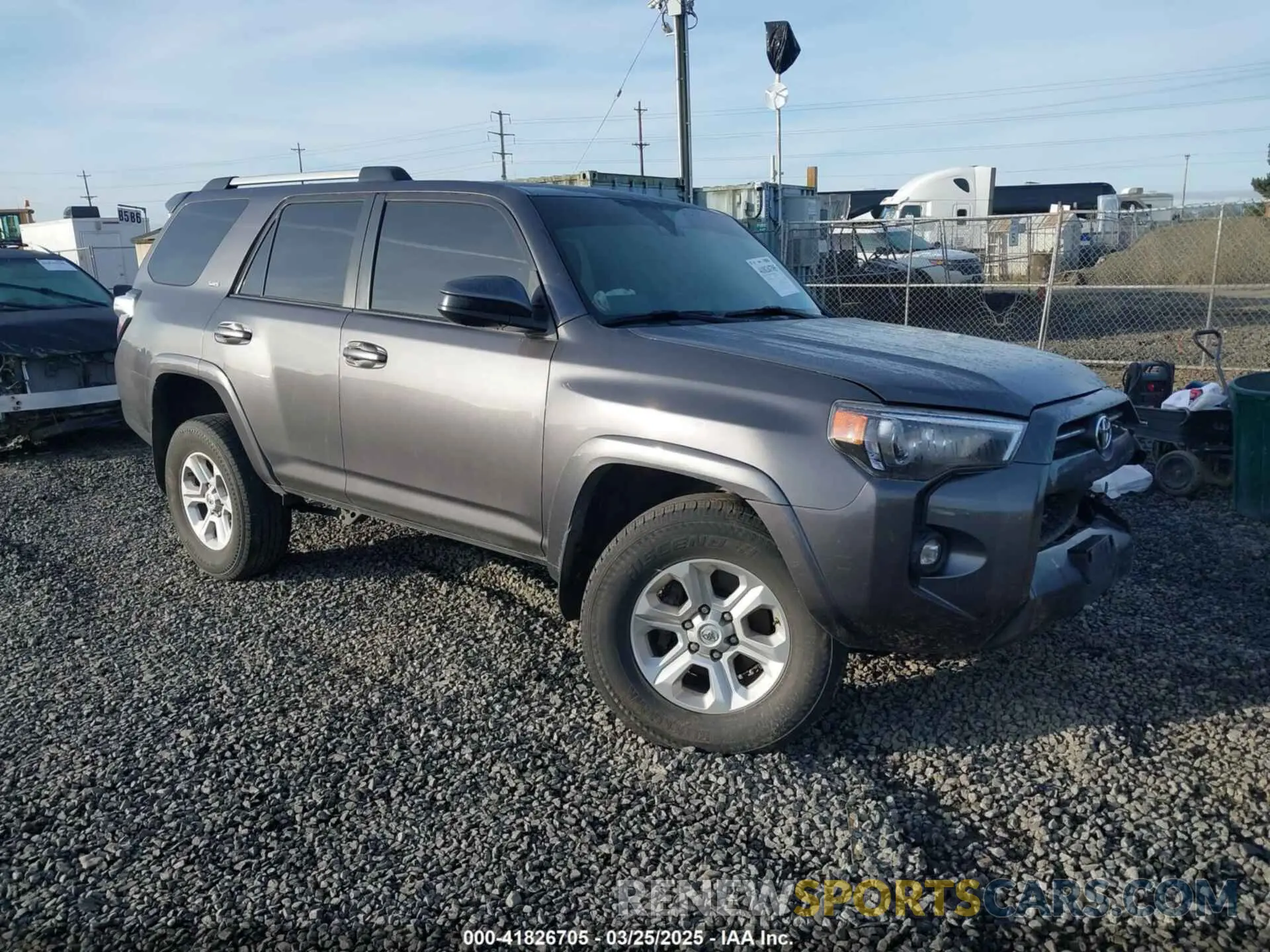 1 Фотография поврежденного автомобиля JTEMU5JR8M5878358 TOYOTA 4RUNNER 2021