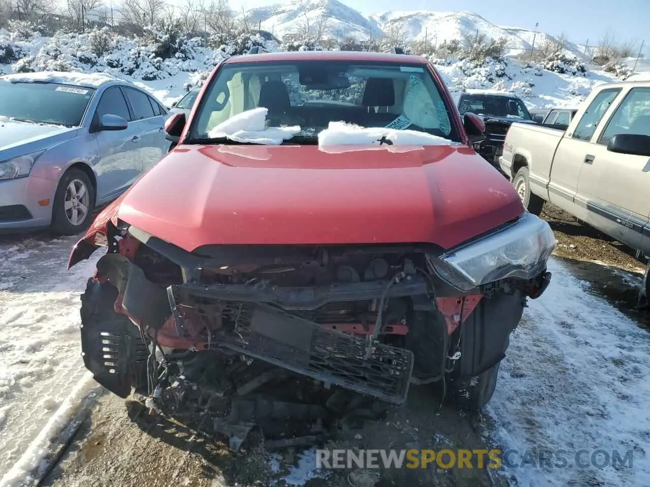 5 Photograph of a damaged car JTEMU5JR8M5932371 TOYOTA 4RUNNER 2021