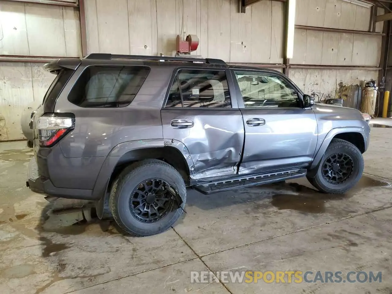 3 Фотография поврежденного автомобиля JTENU5JR0M5945913 TOYOTA 4RUNNER 2021