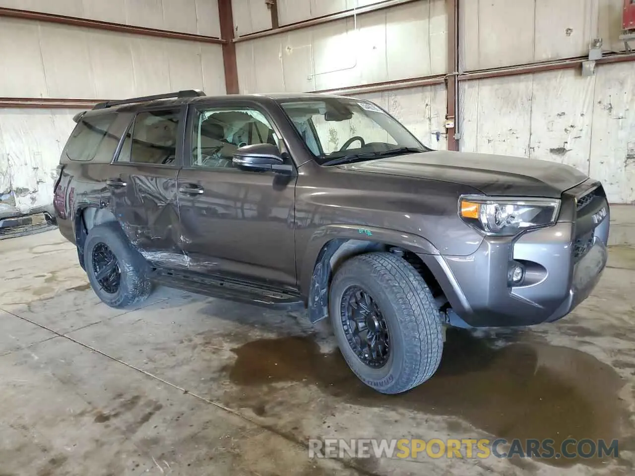 4 Фотография поврежденного автомобиля JTENU5JR0M5945913 TOYOTA 4RUNNER 2021