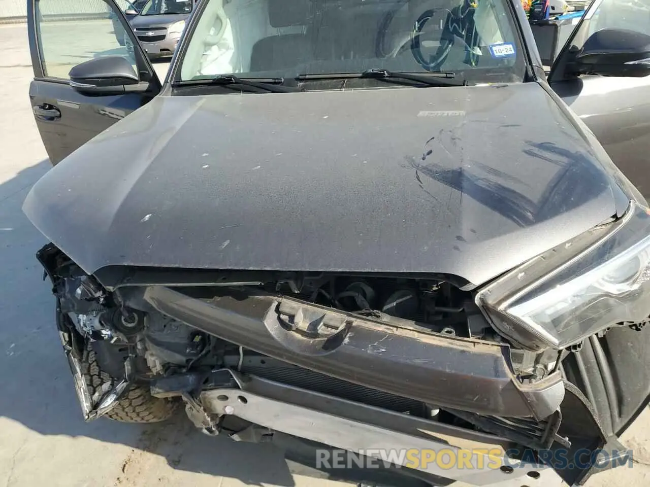 12 Photograph of a damaged car JTENU5JR3M5918267 TOYOTA 4RUNNER 2021