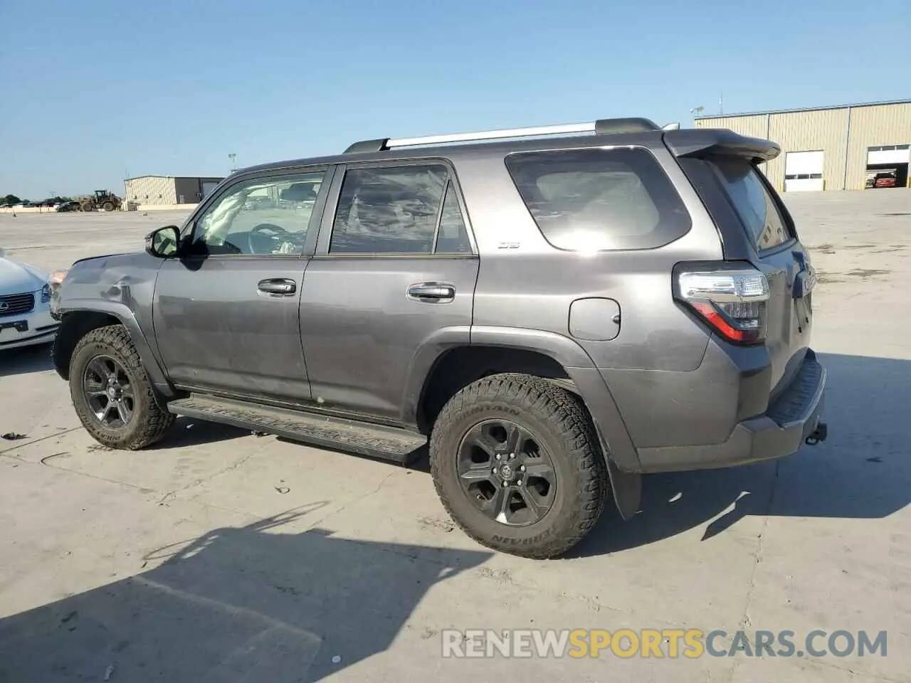 2 Photograph of a damaged car JTENU5JR3M5918267 TOYOTA 4RUNNER 2021