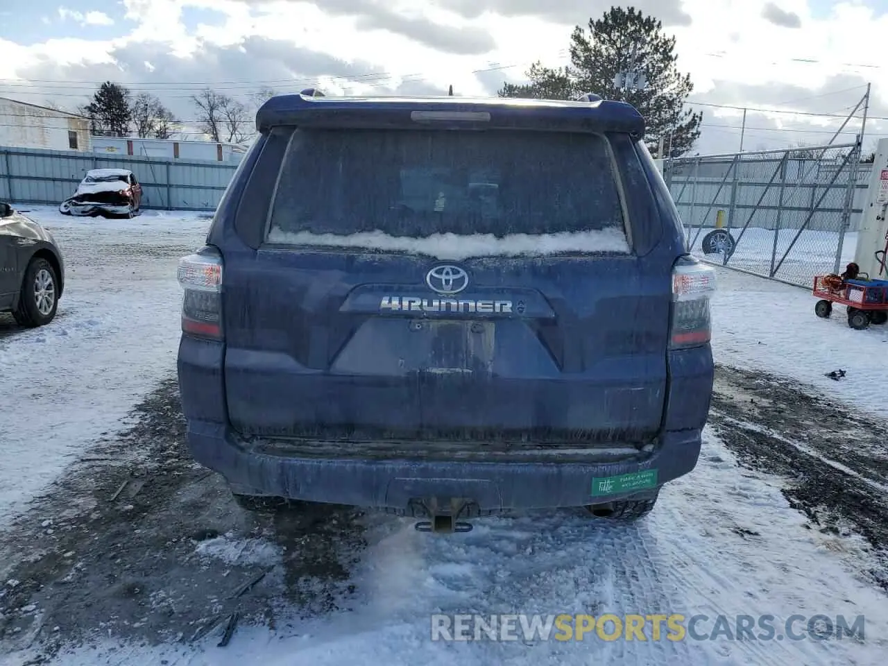 6 Photograph of a damaged car JTENU5JR3M5936395 TOYOTA 4RUNNER 2021