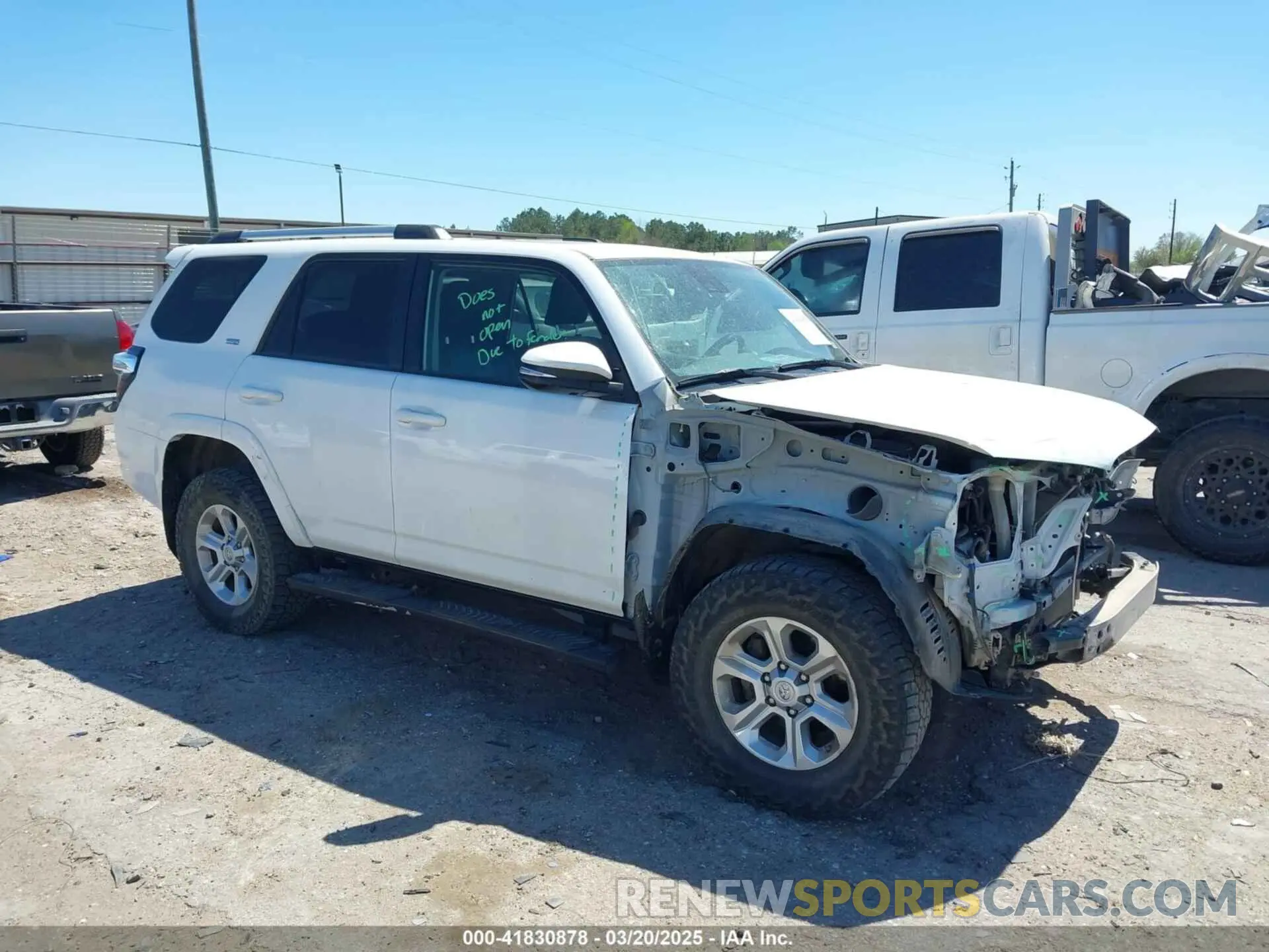 1 Фотография поврежденного автомобиля JTENU5JR5M5954431 TOYOTA 4RUNNER 2021