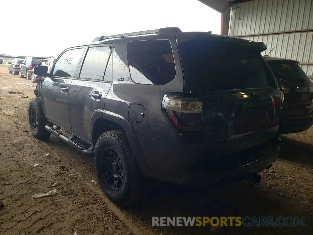 3 Photograph of a damaged car JTENU5JR5M5962576 TOYOTA 4RUNNER 2021